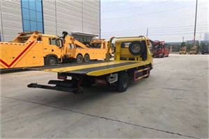 环江非事故拖车