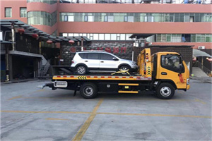 环江汽车紧急补胎换胎救援